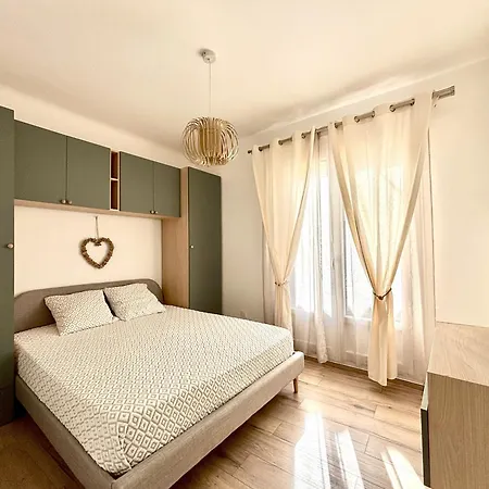 Cosy Centre 4 Pers Apartment Aigues-Mortes