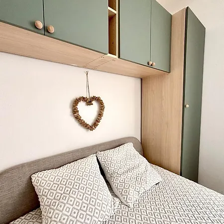 Cosy Centre 4 Pers * エーグ・モルト